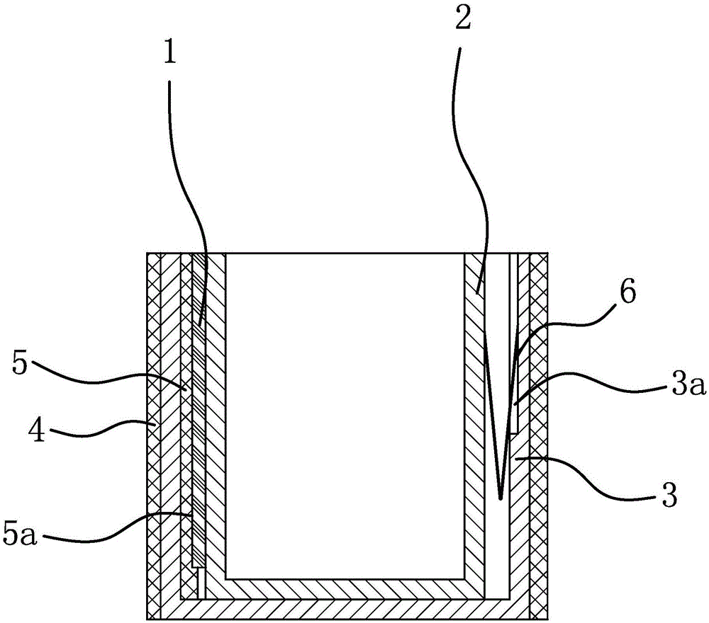 空气源热泵中导热管与储水箱的连接组件的制作方法