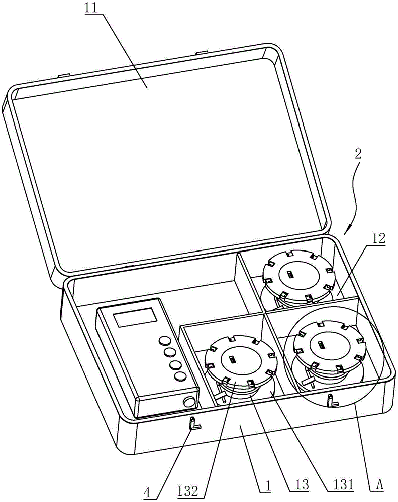 便于整理电缆的流速检测仪工具箱的制作方法