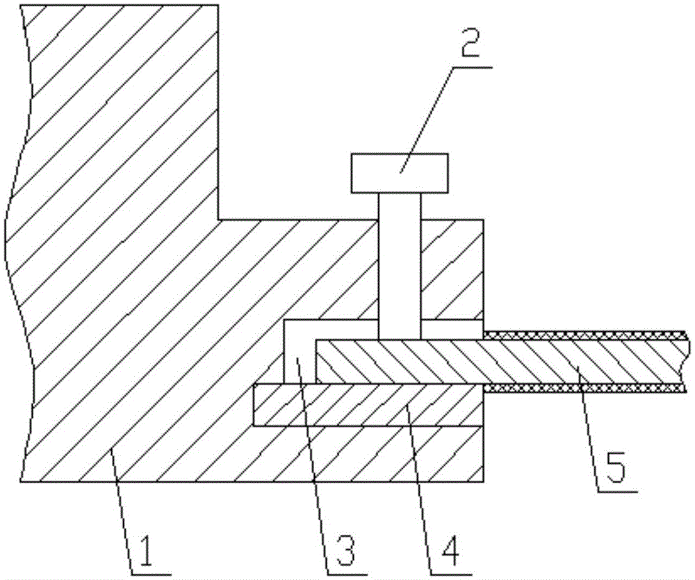 一种具有线缆锁定功能的开关座的制作方法