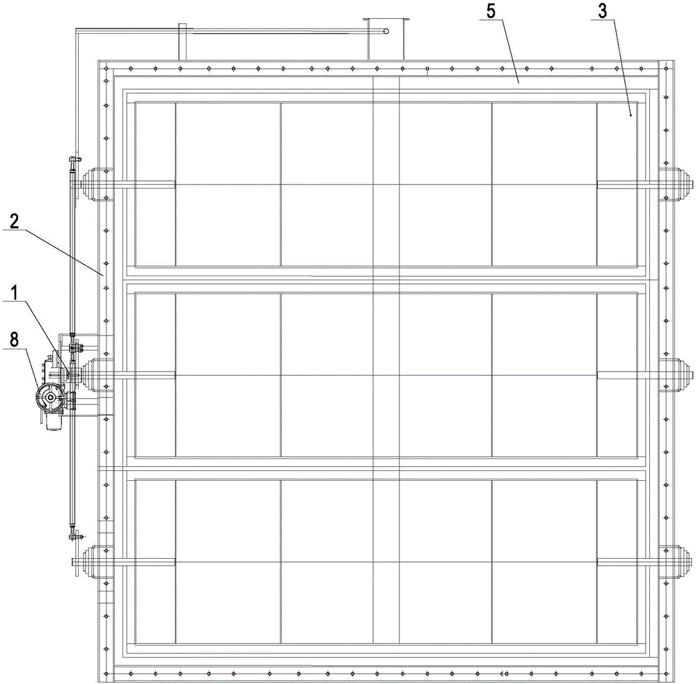 一种电动双百叶窗式挡板门的制作方法