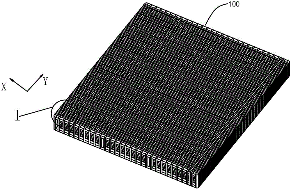 弹力网自动编织装置的穿带槽组件的制作方法