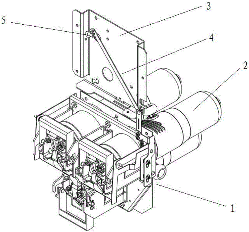 负荷开关及熔断器组合电器柜及用于其的脱扣传动装置的制作方法