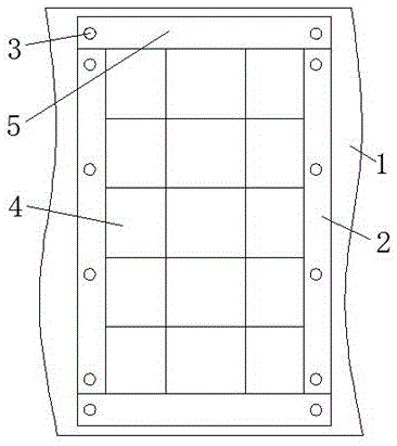 一种便于更换的公路缓冲带的制作方法