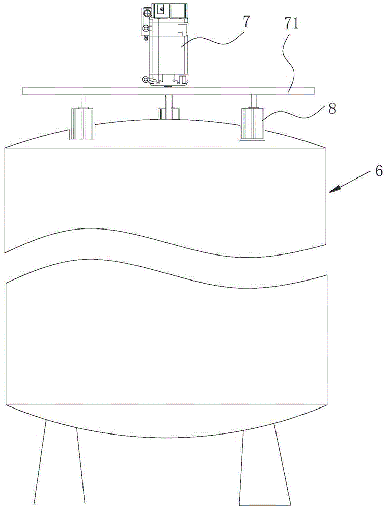 一种带可升降搅拌装置的蒸馏釜的制作方法