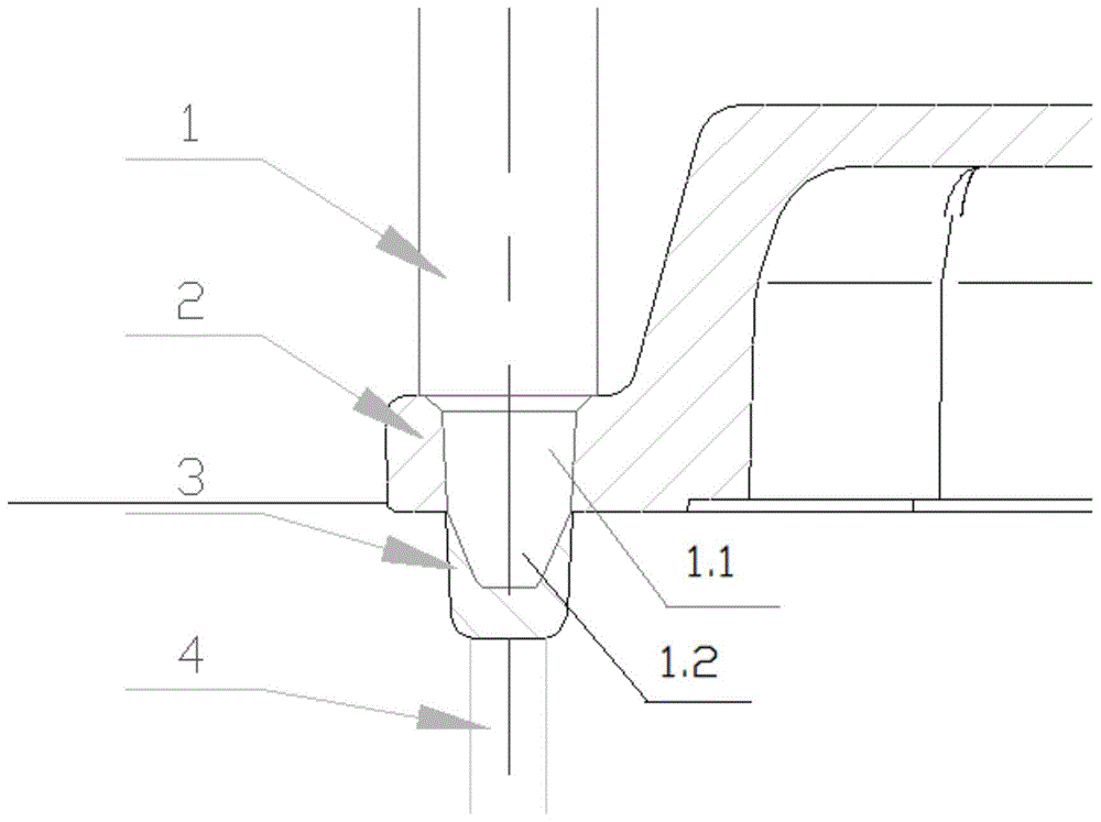 新型模具通孔成型结构的制作方法