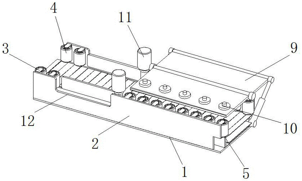 一种包装盒加工用方便传输的闭合测试装置的制作方法
