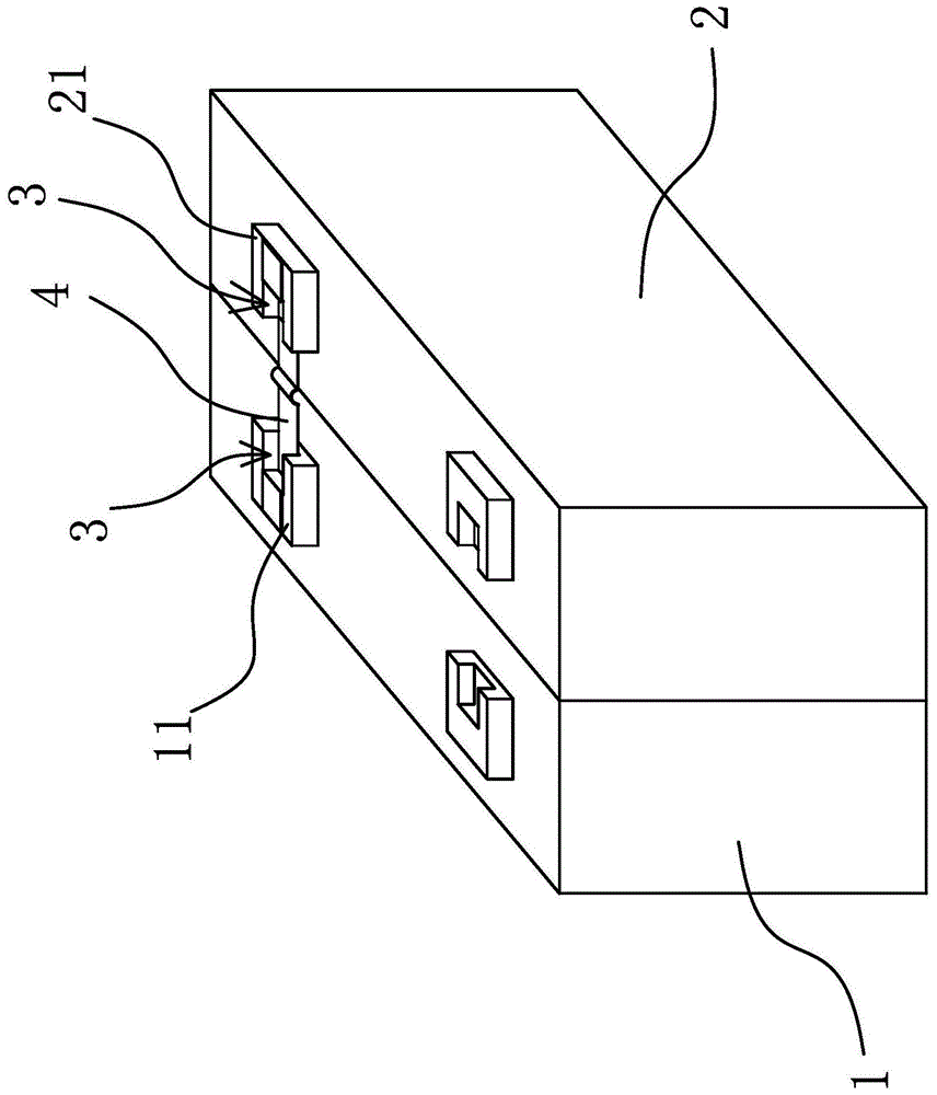 一种电芯组的极柱连接结构和电芯组的制作方法