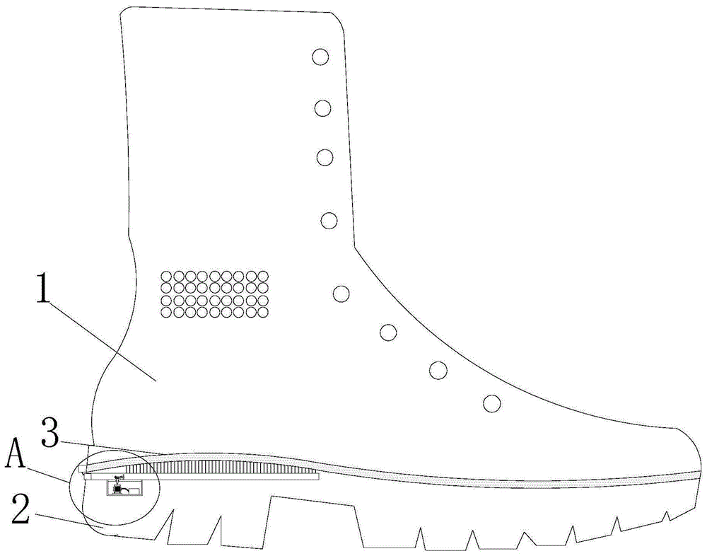 一种具有透气功能的军靴的制作方法