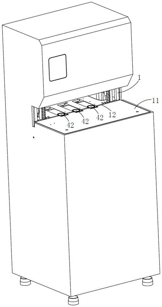 一种避免撞针的线装式档案自动装订机的制作方法