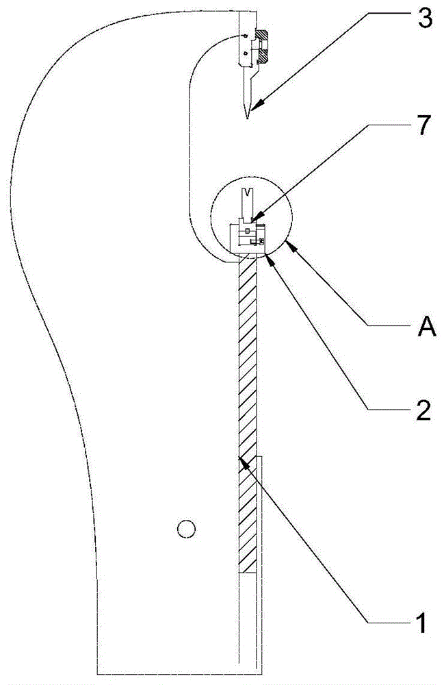 一种具有挠度补偿功能的单缸折弯机的制作方法