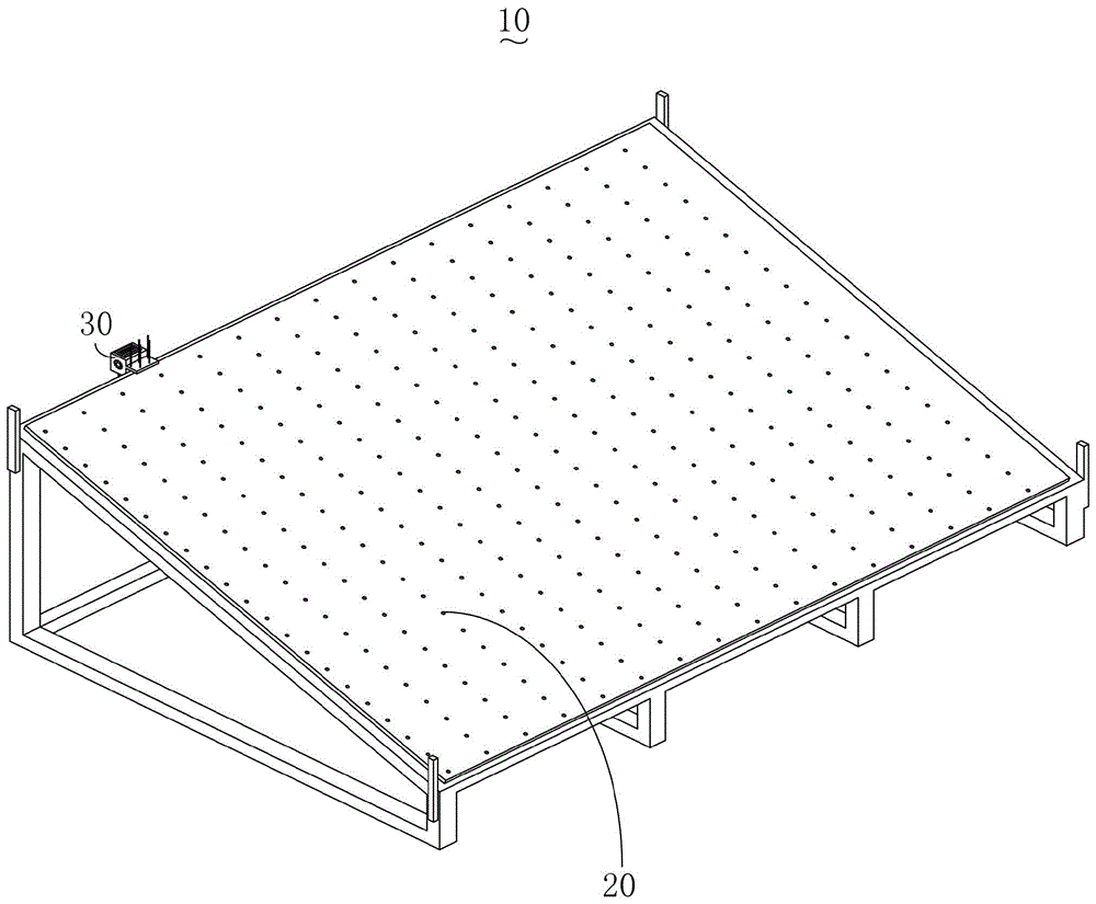 具有驱鸟功能的太阳能光伏组件的制作方法