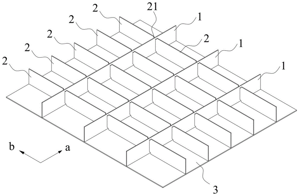 一种甲板结构及船舶的制作方法