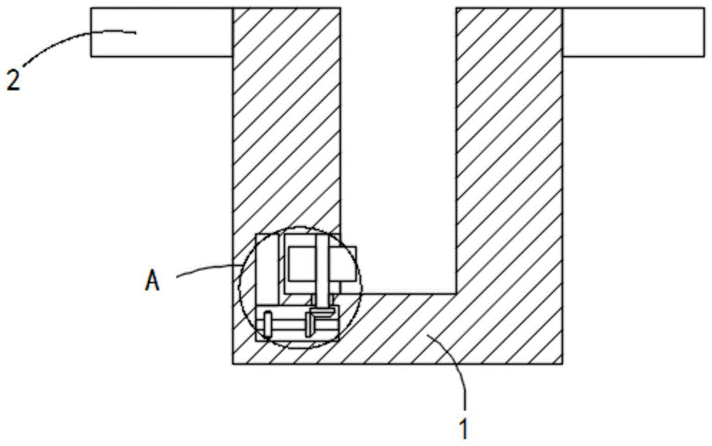 一种公路工程用急流泄水槽的制作方法