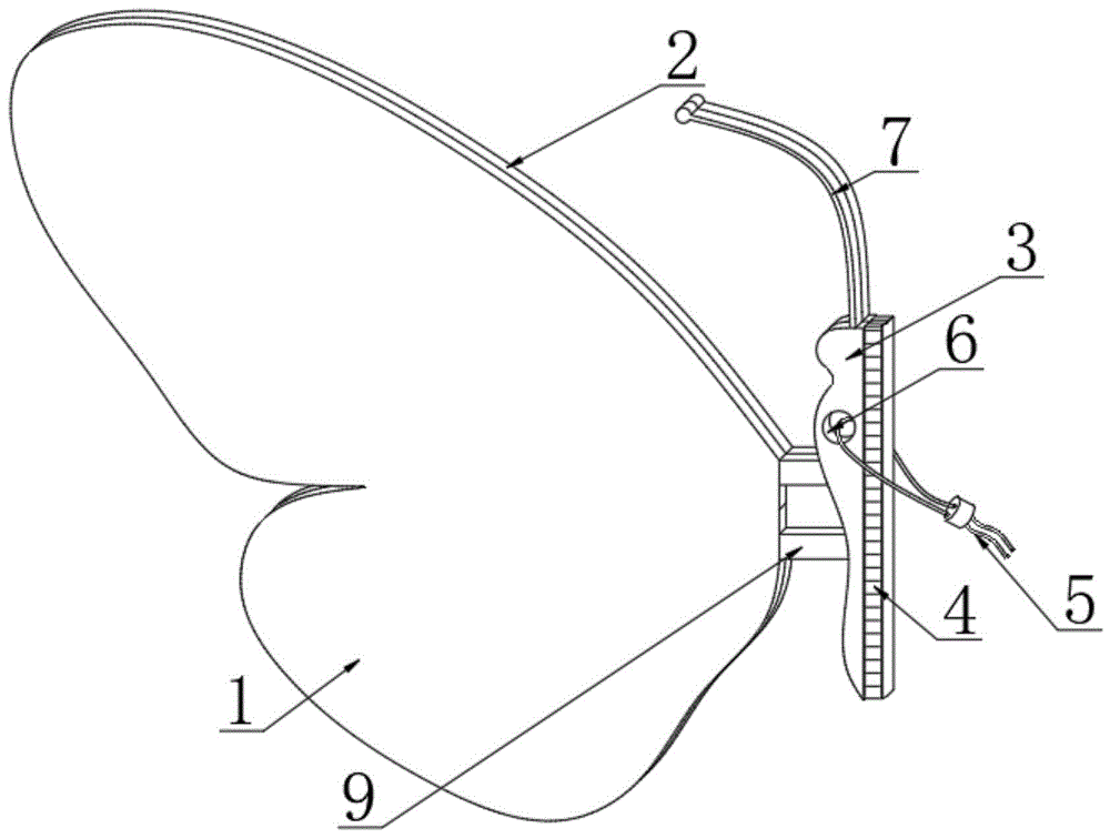 一种可折叠成宠物玩具卡片的新型吊牌的制作方法