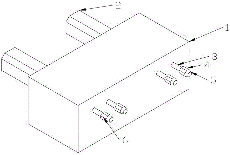 固体胶瓶组装机底座的上芯装置的制作方法
