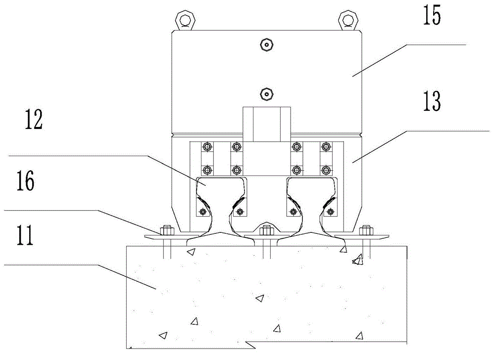 一种导轨单向液压顶升抱紧固定的平移装置及施工方法与流程