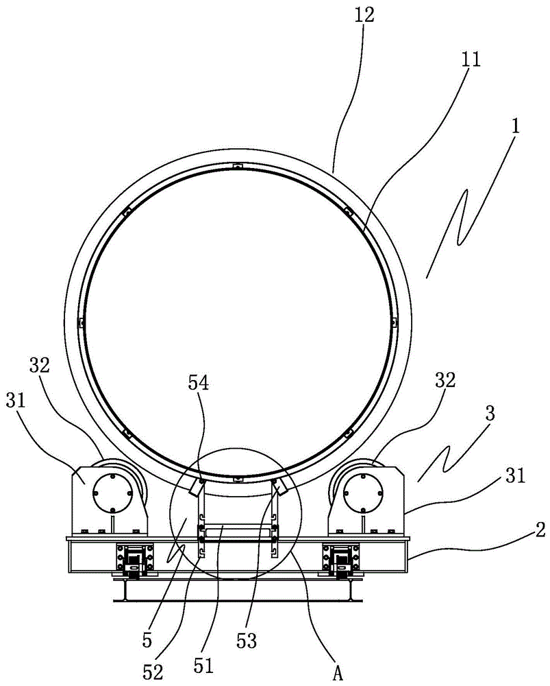 一种超大型滚筒滚圈自调式装夹定位装置的制作方法