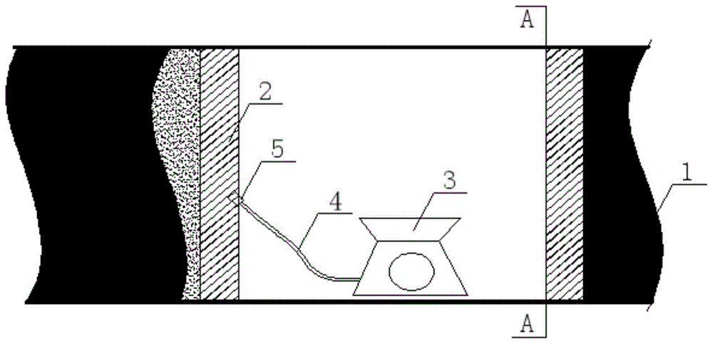 一种大直径钻孔替代横贯时防止钻孔塌孔的方法与流程