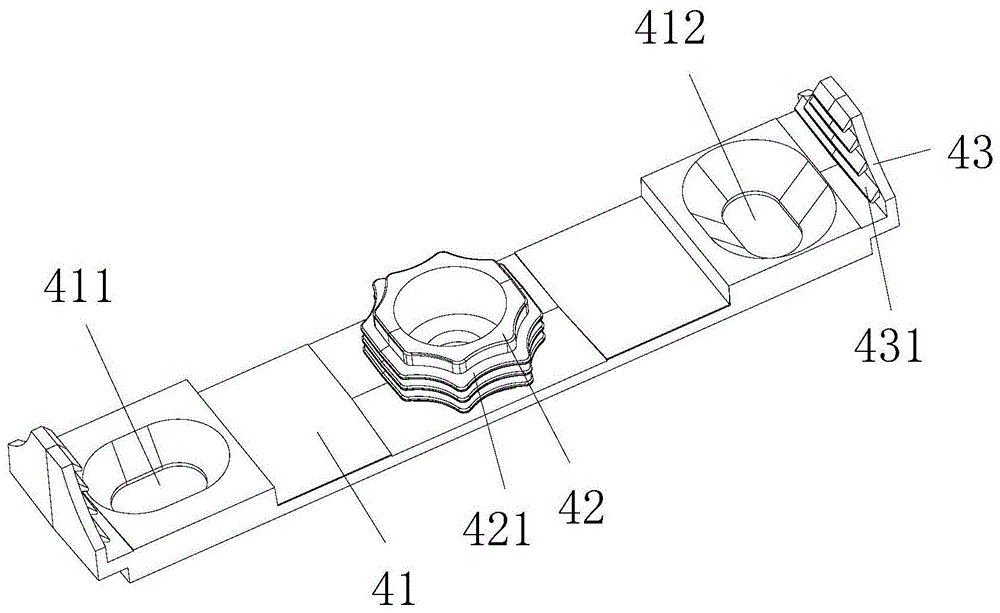 一种接线盒用支架的制作方法