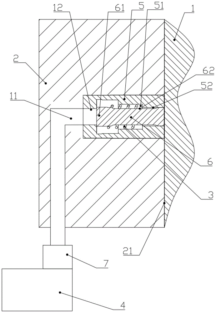 一种具有新型顶出机构的模具的制作方法