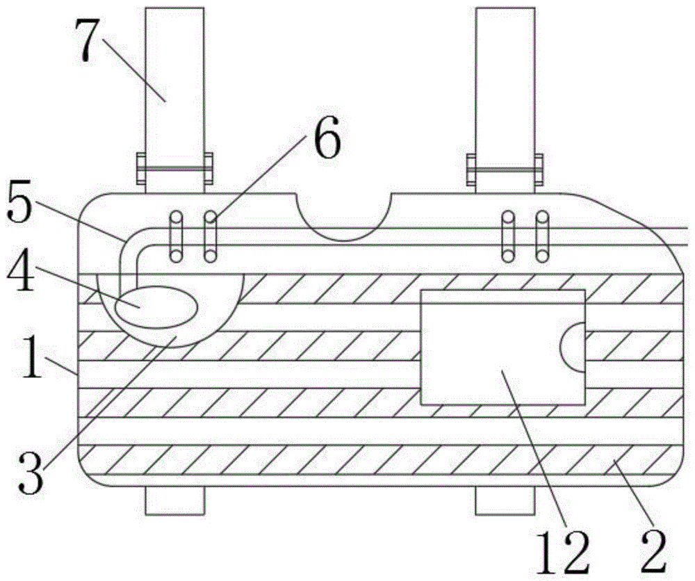 一种便携式的引流管用护托的制作方法