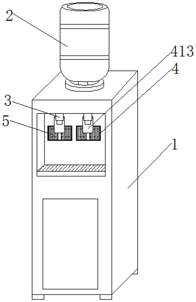一种推板挤压式饮水机水杯防滑装置的制作方法