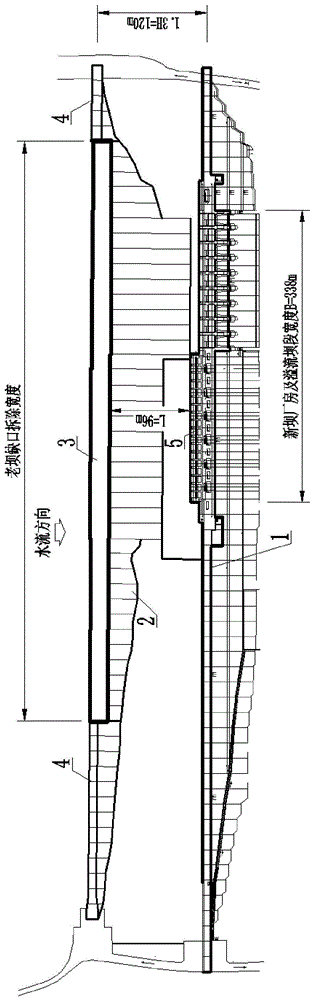 一种利用老坝拆除缺口实现分层取水的新老坝体布置型式的制作方法