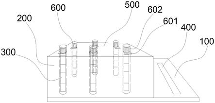 一种硅基III-V族轴向异质结垂直纳米线阵列APD器件