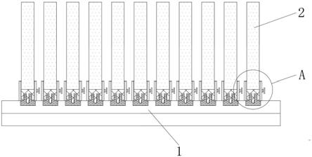 一种便于快速定位的5G通信散热吹胀板用加工装置的制作方法