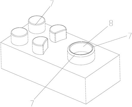 一种插接精准、快速的积木块的制作方法