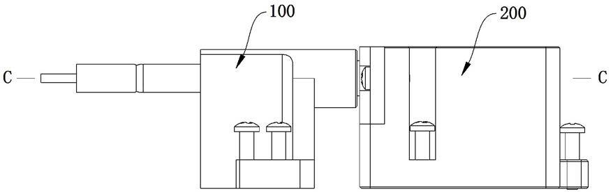 一种插座及小型两芯高压矩形连接器的制作方法