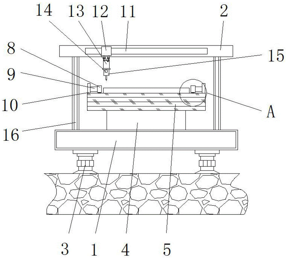一种材料剪裁用具有精确定位结构的裁板机的制作方法