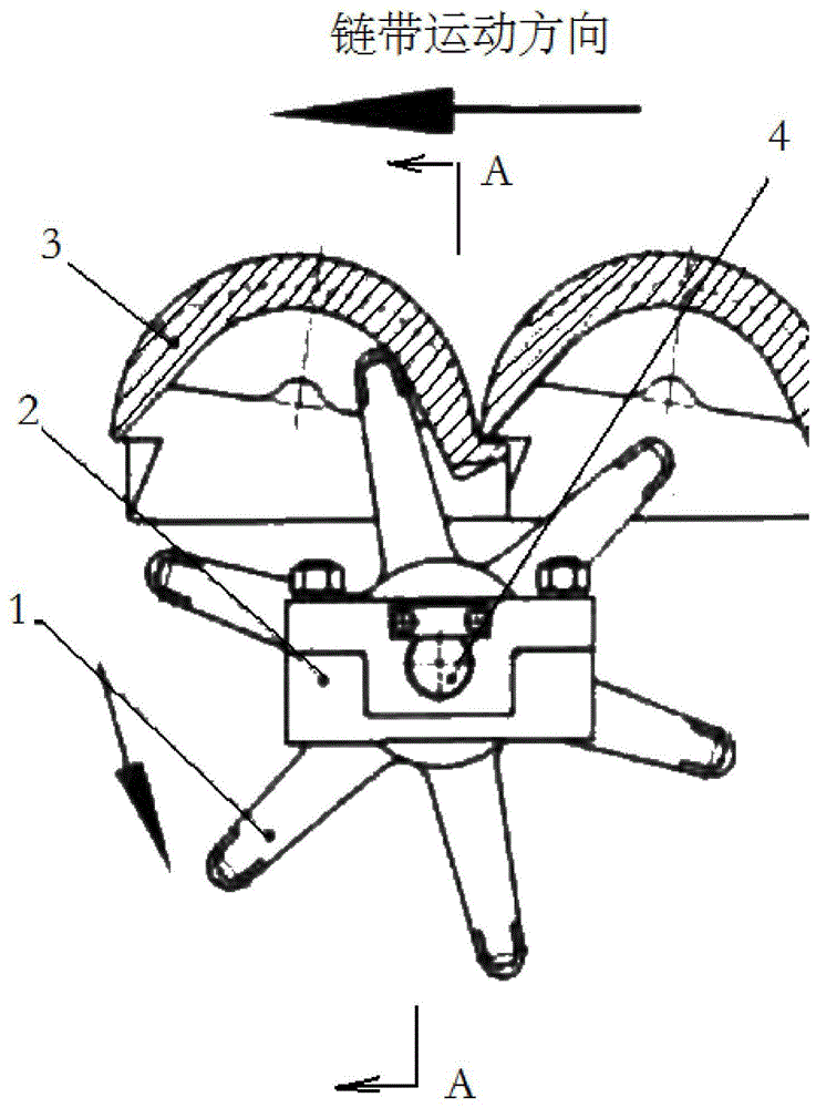 一种1.60米双链带滚轮固定式铸铁机扒铁装置的制作方法