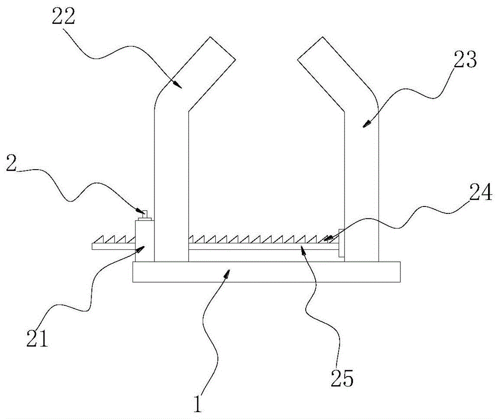 一种公路配电柜用理线板的制作方法