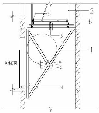 一种电梯井三角斜撑可升降操作平台的制作方法