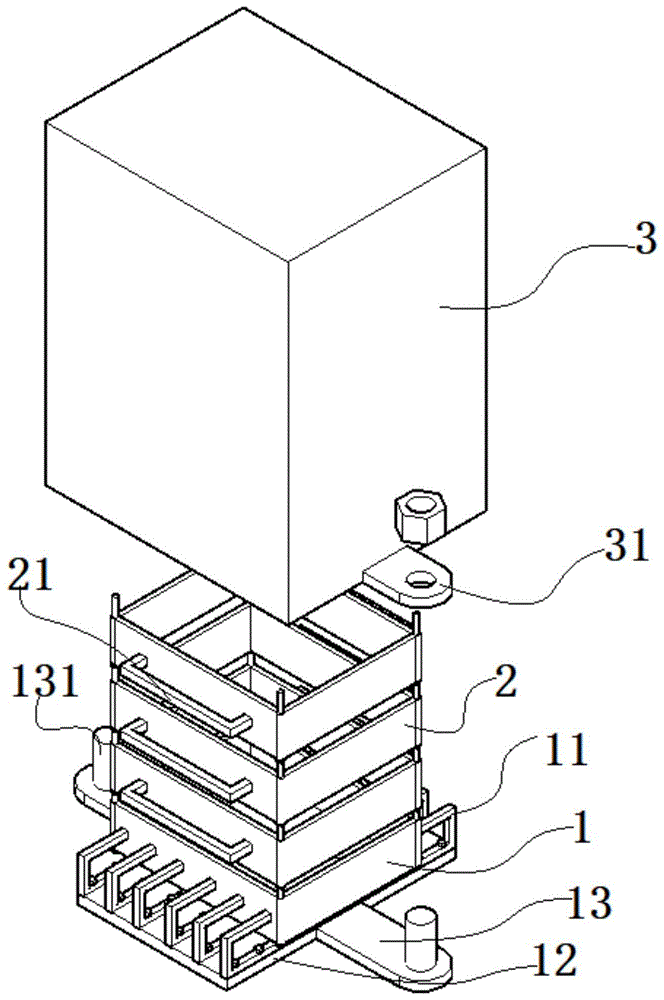 一种水泥制品设备用底模的制作方法