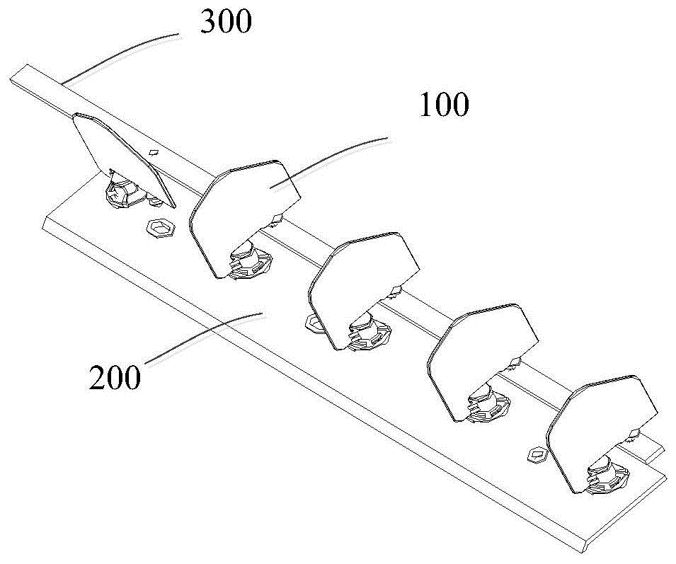 空调器及其百叶组件的制作方法