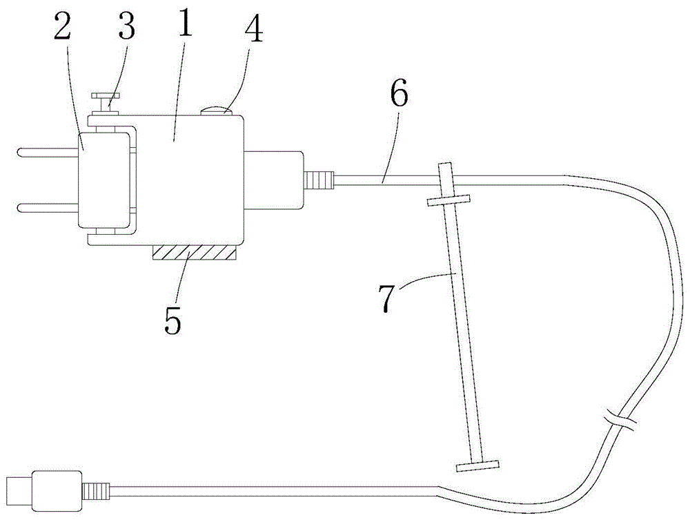 一种便于收线的便携式充电器的制作方法