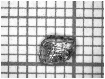 一种EuCl3辅助Cs3Cu2X5钙钛矿单晶的生长方法