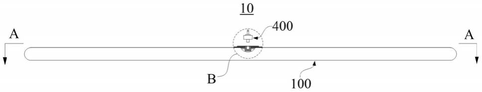 防漏气的风帆连接结构及滑水板的制作方法