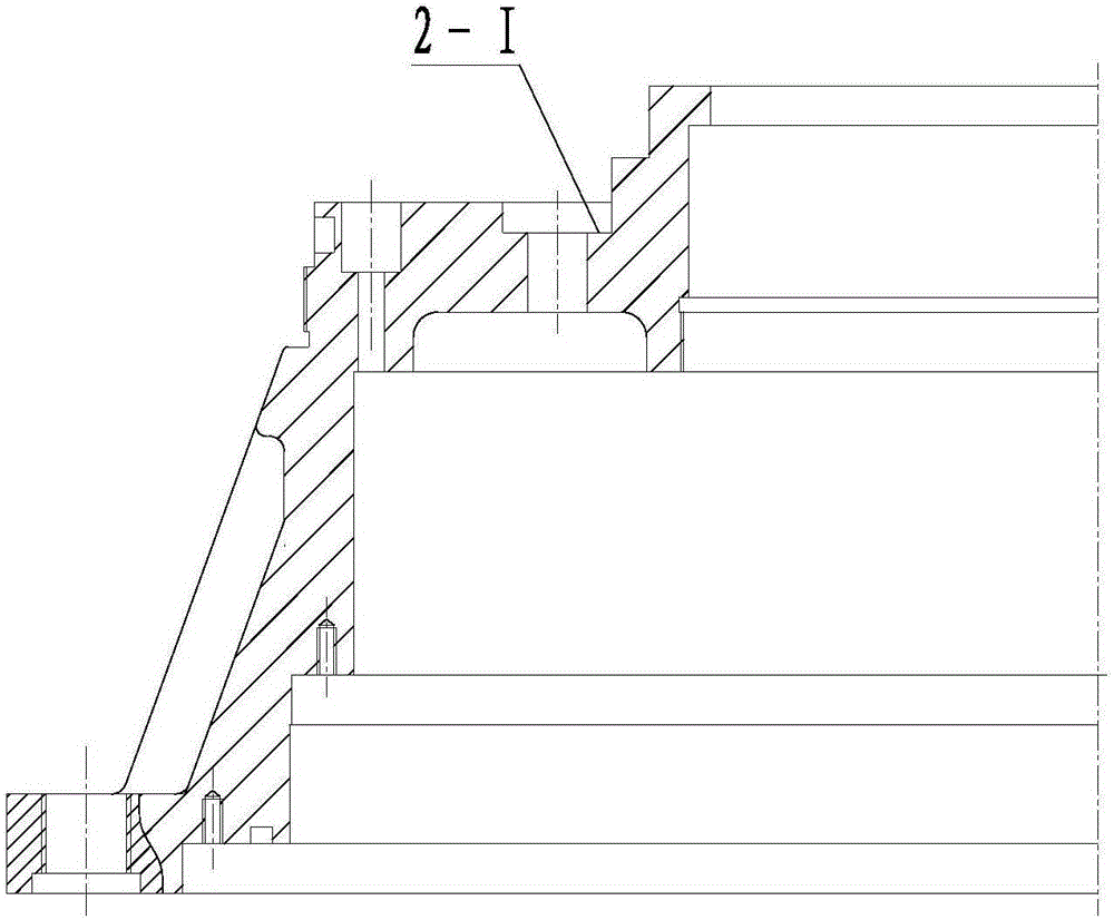 一種適用于車(chē)載偵察系統(tǒng)的方位轉(zhuǎn)臺(tái)及其安裝方法與流程