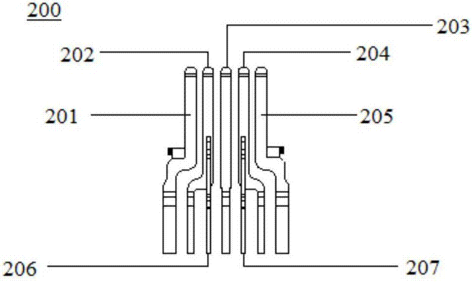 USB連接器插座、移動裝置及USB連接器的制造方法