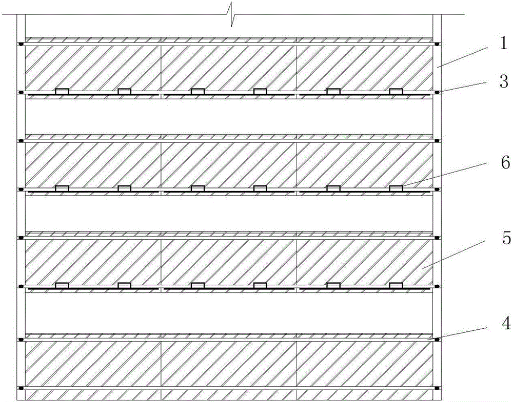 一种用于大坡度斜坡混凝土支护的抽屉式模板的制作方法与工艺