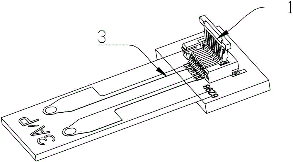 一种扁平导体连接用的内联插座连接器的制作方法与工艺