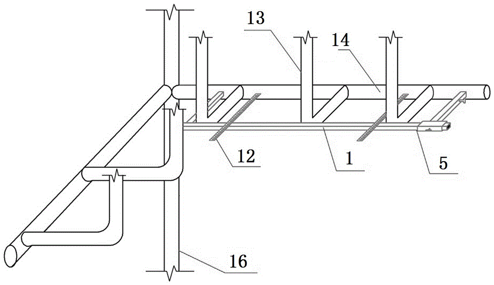一种用于测量排水横管纵横方向弯曲度的装置的制作方法