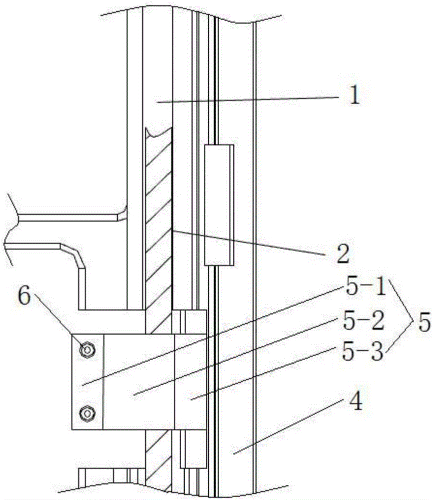 同轴线固定装置及移动终端的制作方法