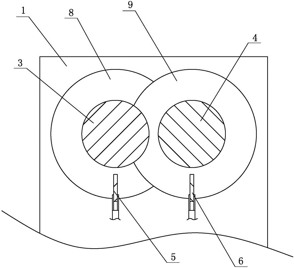 一種干法制粒機(jī)用壓片機(jī)構(gòu)的制作方法與工藝