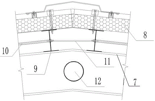 一种屋脊檩条和包括该檩条的屋面结构的制造方法与工艺