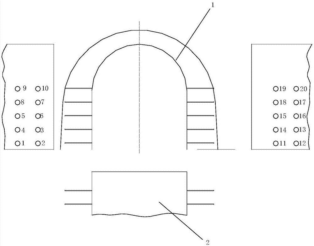 本發明涉及礦山挖掘技術領域,具體涉及一種巷道維修炮眼佈置方式及其