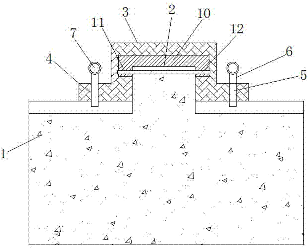 一种油压机用防尘壶盖的制作方法